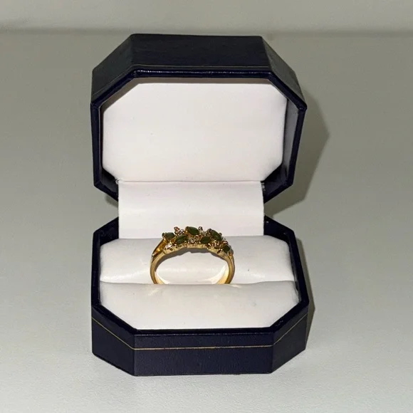 Vintage Gold Gem Ring - Picture 14 of 14